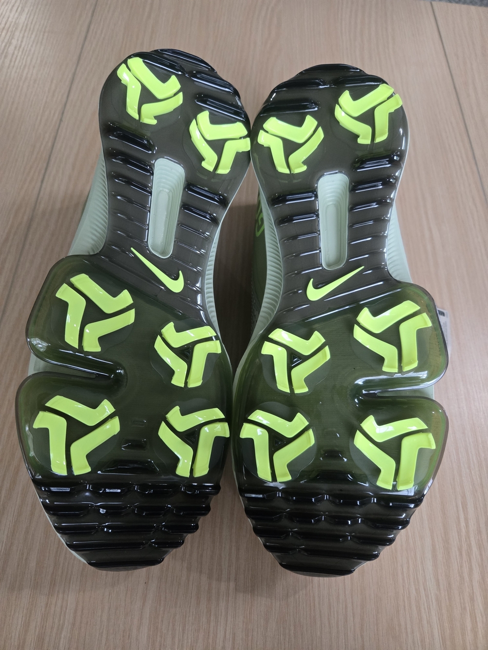 Nike Infinity Tour 2 GTX Men's Gore-Tex Golf Shoes - Picture 9 of 13